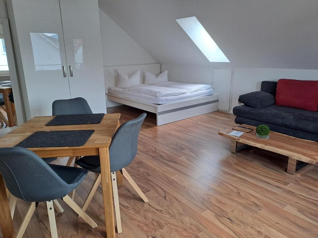 Waldhorn Alleenring Apartments เคียร์ชไฮม์ อุนเทอร์ เท็ค ภายนอก รูปภาพ